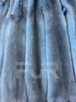 Джинс F2, артикул 048, цена 1 900 руб. FUR EXPERT